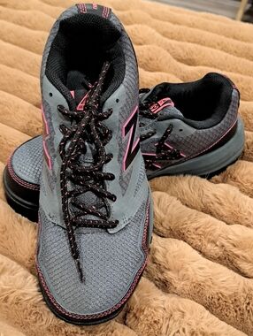 New Balance 589 RevLite Women's Composite Toe Safety Shoes Gray Pink Size 8.5